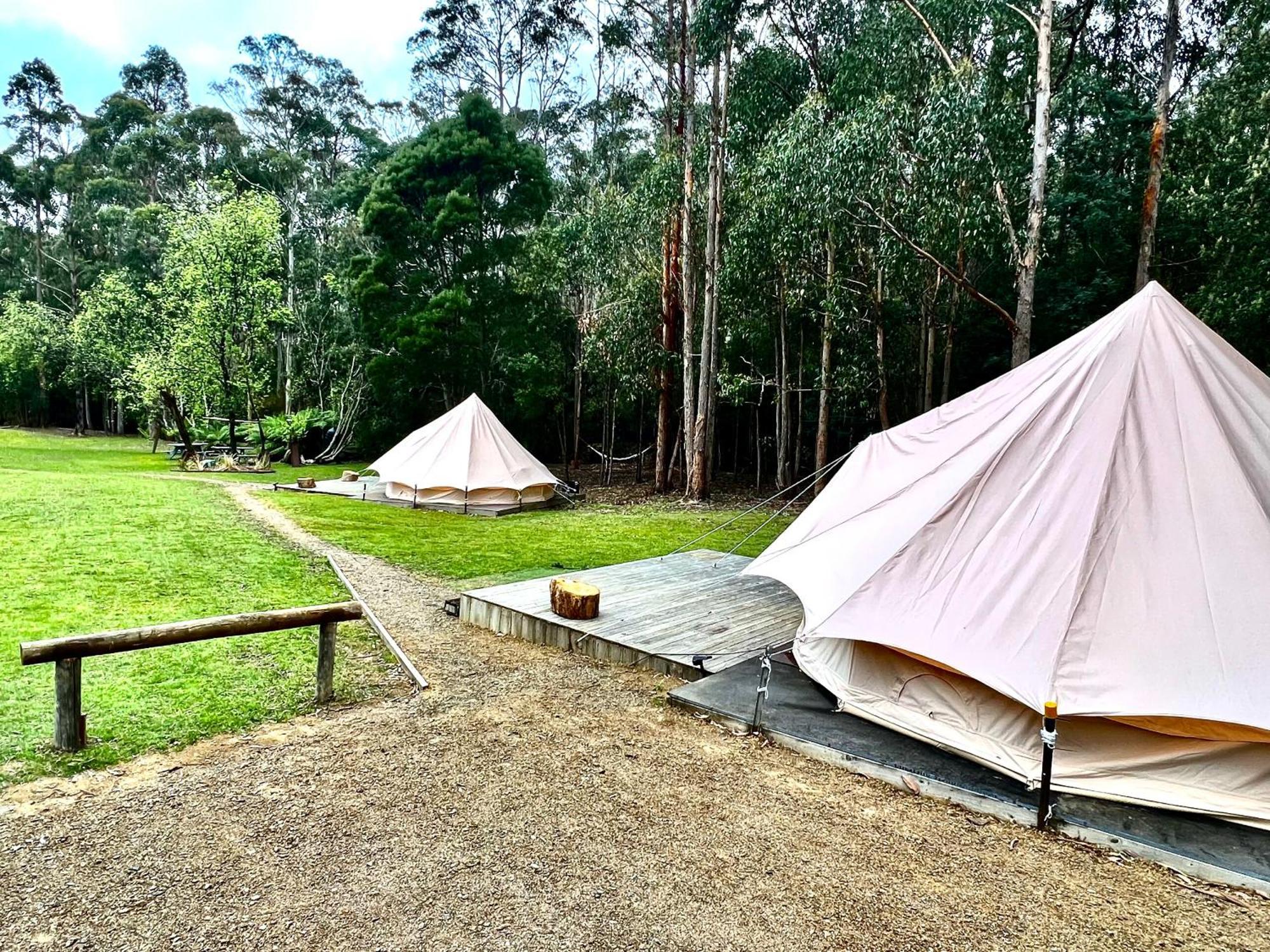 Base Glamp Bruny - Heated Tents For 8 People Luxury tent *